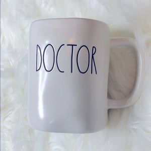 RAE DUNN | DOCTOR MUG